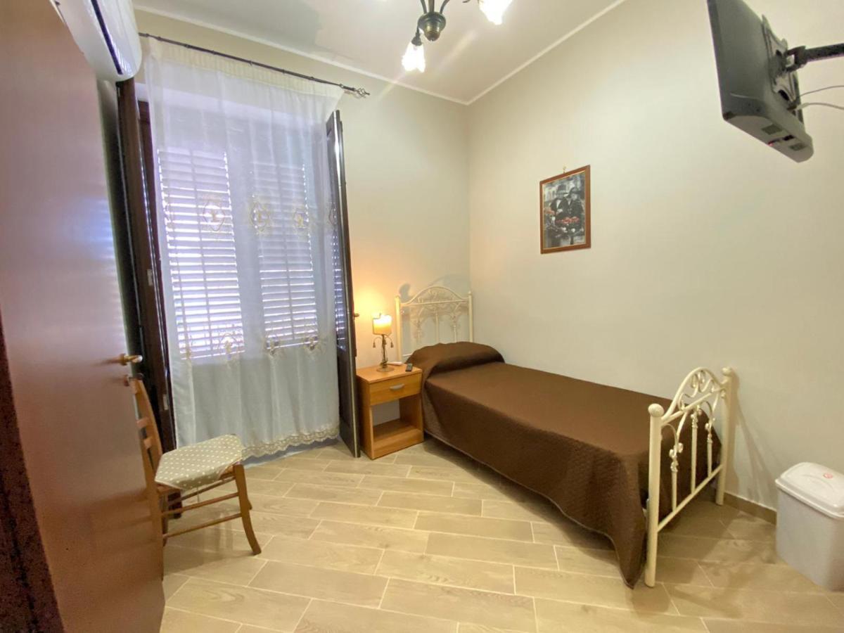 B&B Gloria Villabate Extérieur photo